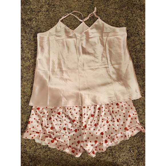 The Unbranded Brand Other - NWOT Pink Satin‎ Heart Print Pajama Set XL Cami Top Ruffle Shorts Sleepwear